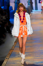 Женская Коллекция Christian Dior  Весна-Лето 2011