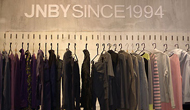 Ночная распродажа 17 апреля в магазине JNBY