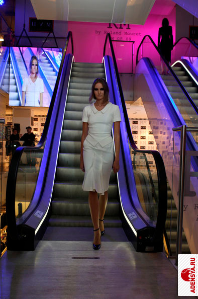 RM by Roland Mouret A/W 0809