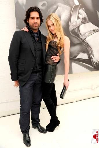 Фото №2: Brian Atwood